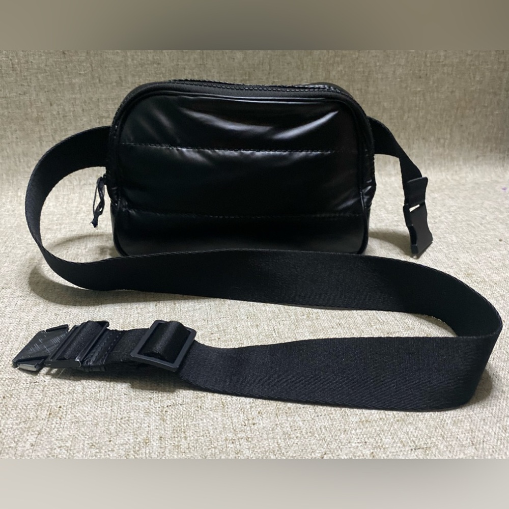 🌺Madison West Shine Quilted Puffer Crossbody Fanny Pack 🌺